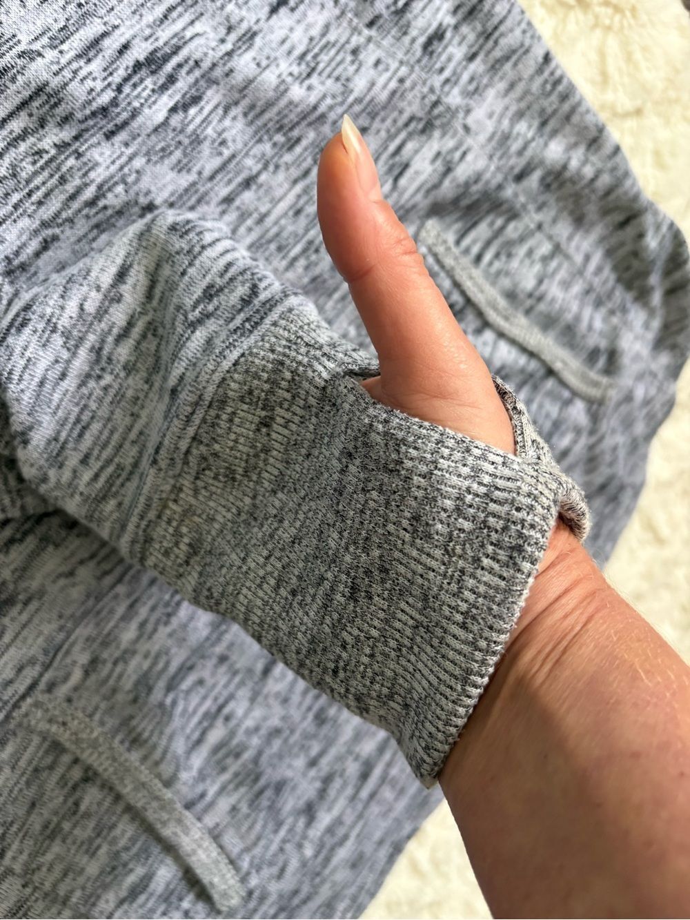 Athleta Outfit Bundle Size M/T Gray Speckled Hoodie & Black Elation 7/8 Leggings - Picture 6 of 15